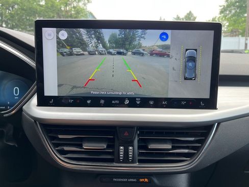 Used 2023 Ford Escape Platinum image 23