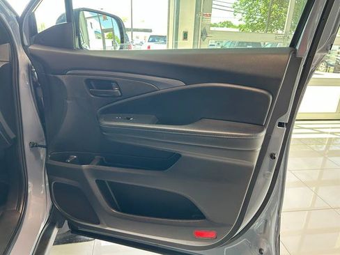 Used 2023 Honda Passport EX-L image 27