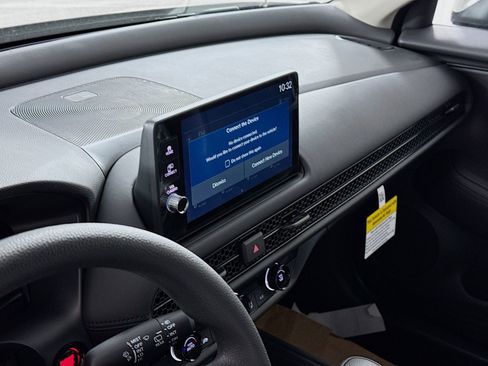 New 2026 Honda HR-V LX image 5