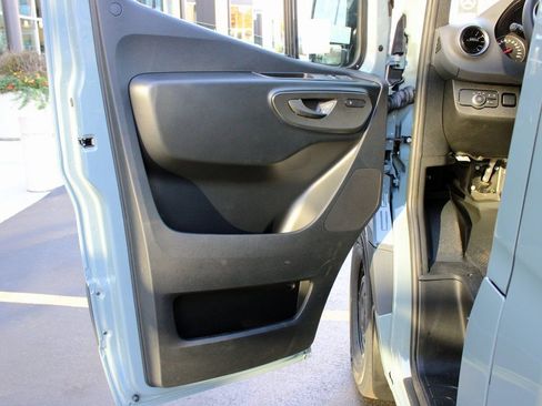 Used 2026 Mercedes-Benz Sprinter 144 Cargo image 9