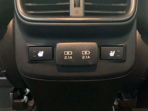 Used 2022 Subaru Outback Wilderness image 28