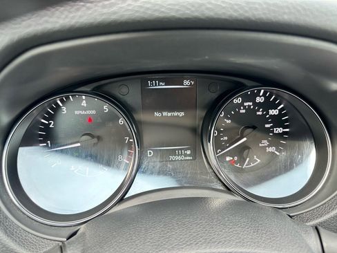 Used 2017 Nissan Rogue SL image 23