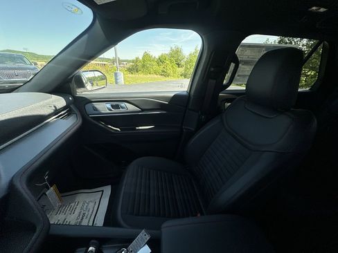 New 2026 Ford Explorer ST-Line AWD/4WD image 11