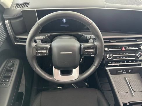 Used 2025 Hyundai Santa Fe SE AWD/4WD image 23