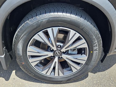 Certified 2023 Nissan Rogue SV AWD/4WD image 8