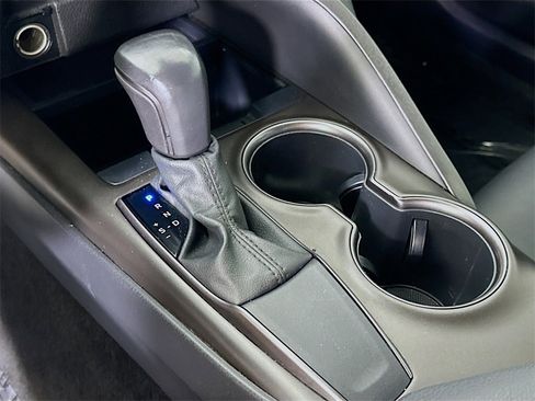 Used 2021 Toyota Camry SE w/ Convenience Package image 23