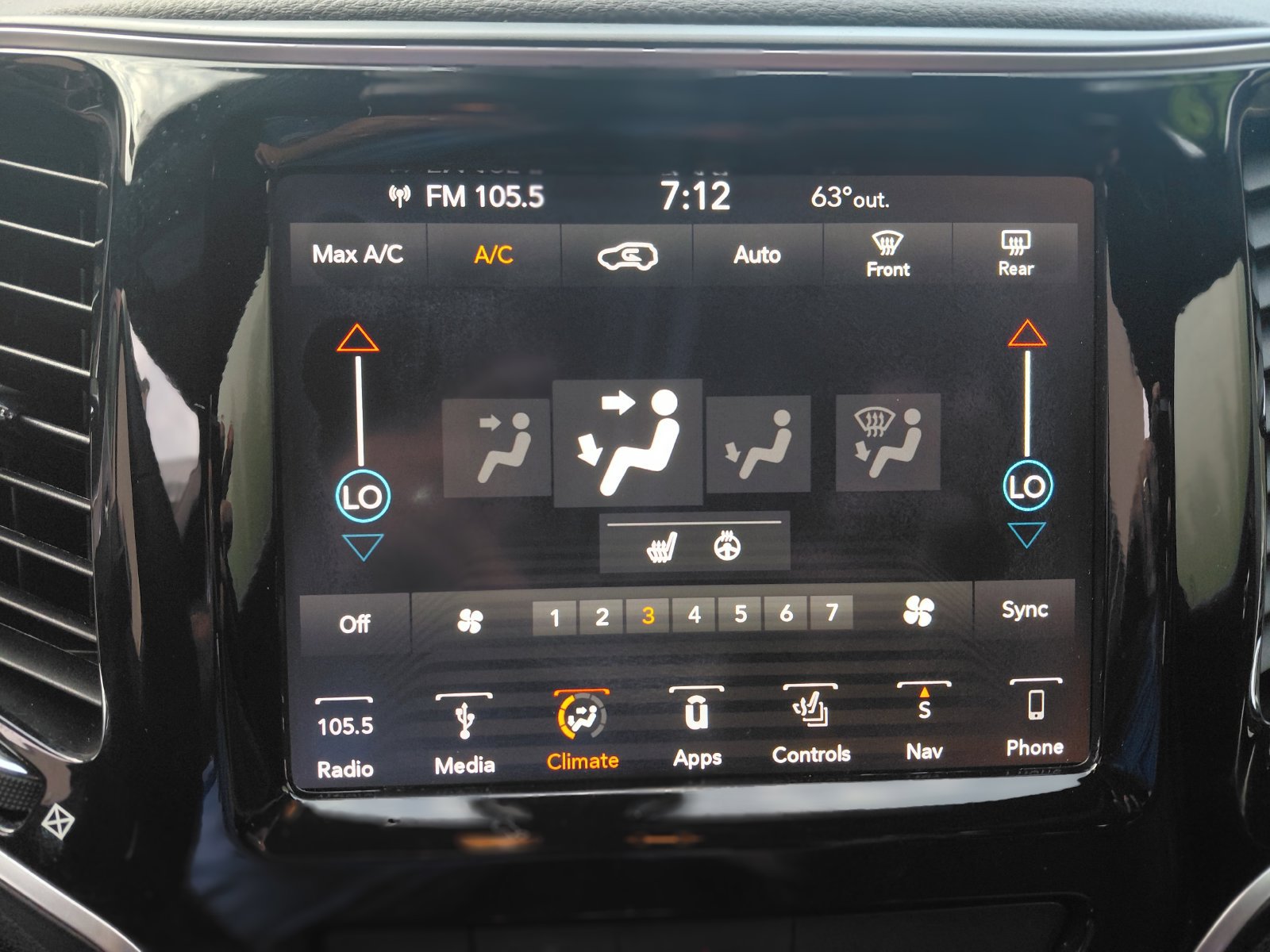 Used 2019 Jeep Cherokee High Altitude AWD/4WD image 13