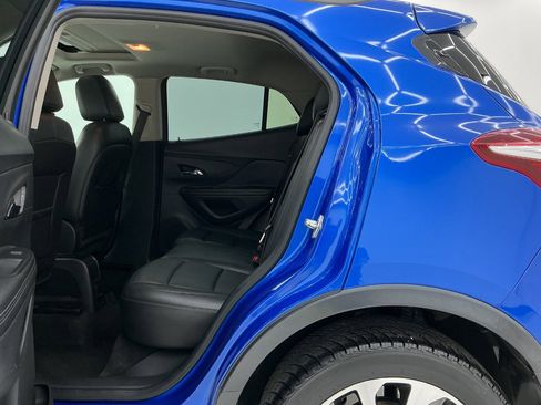 Used 2018 Buick Encore Essence FWD image 20