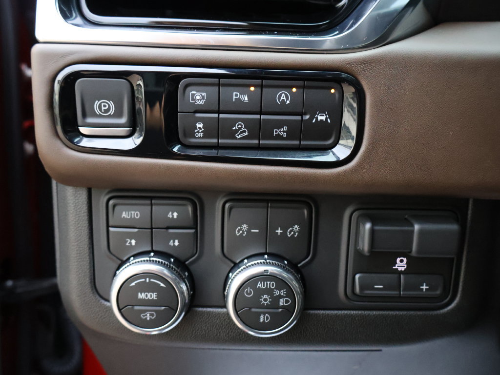 Certified 2026 GMC Yukon Denali Ultimate AWD/4WD image 36