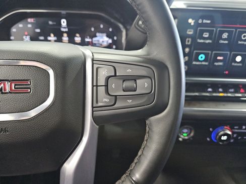 Used 2024 GMC Sierra 1500 SLT image 16