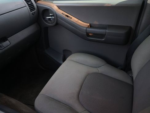 Used 2010 Nissan Xterra S RWD image 12