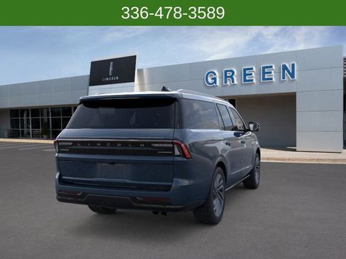 New 2026 Lincoln Navigator L Reserve AWD/4WD image 8