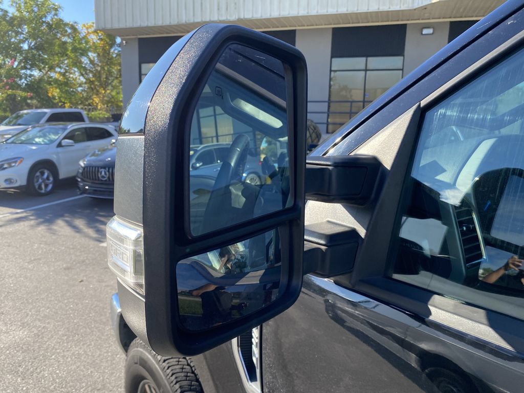 Used 2017 Ford F350 Lariat w/ Lariat Value Package AWD/4WD image 21