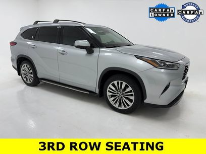 Used 2023 Toyota Highlander Platinum