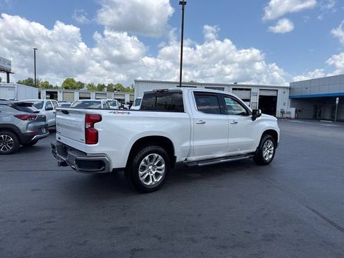 Used 2023 Chevrolet Silverado 1500 LTZ w/ Technology Package AWD/4WD image 3