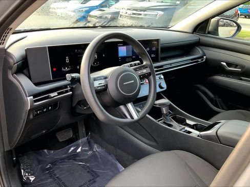 Used 2025 Hyundai Tucson SEL AWD/4WD image 16