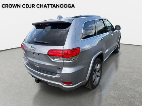 Used 2015 Jeep Grand Cherokee Overland w/ Advanced Technology Group AWD/4WD image 5