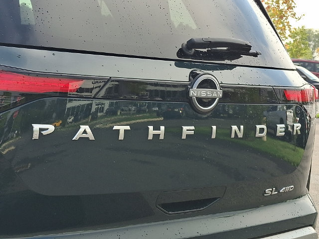 Used 2023 Nissan Pathfinder SL w/ SL Premium Package AWD/4WD image 29