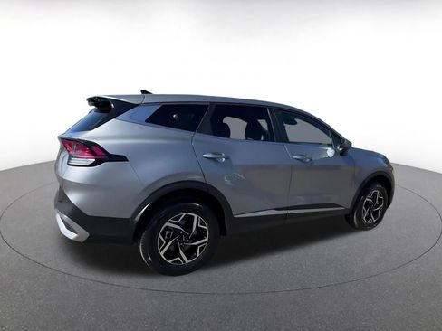 Used 2025 Kia Sportage LX image 14