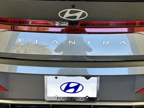 New 2026 Hyundai Elantra Sport image 20