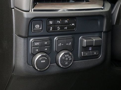 New 2025 Chevrolet Tahoe Premier w/ Sun And Tow Package image 26