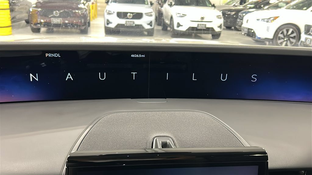 Used 2026 Lincoln Nautilus Reserve w/ Jet Appearance Package AWD/4WD image 13