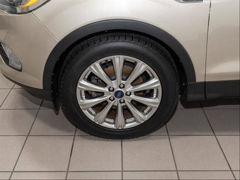 Used 2017 Ford Escape Titanium FWD image 6