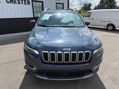Used 2020 Jeep Cherokee Limited w/ Technology Group FWD image 2