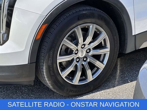 Used 2019 Cadillac XT4 Premium Luxury w/ Technology Package image 7