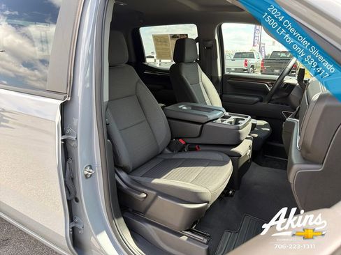 Used 2024 Chevrolet Silverado 1500 LT image 18