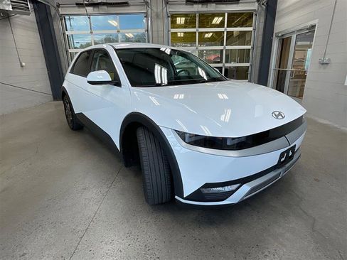 Used 2024 Hyundai Ioniq 5 SE image 7