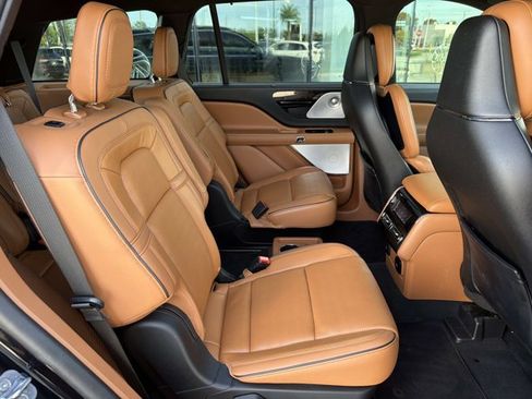 Used 2023 Lincoln Aviator Black Label AWD/4WD image 23