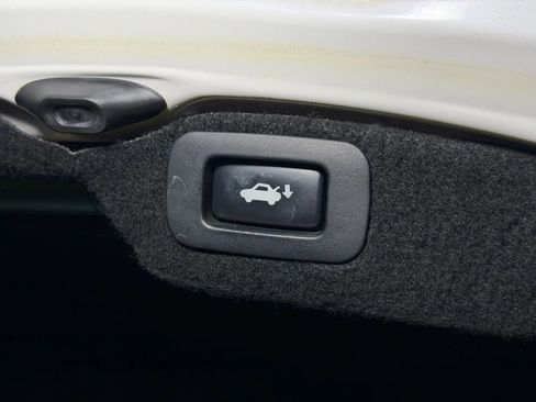 Used 2009 Lexus LS 460 AWD image 17