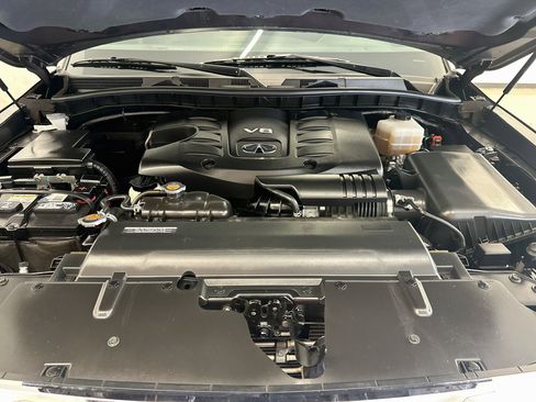 Used 2018 INFINITI QX80 4WD w/ Driver Assistance Package image 37