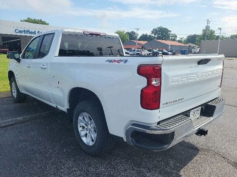 Used 2021 Chevrolet Silverado 1500 LT w/ Fleet Comfort Package AWD/4WD image 2