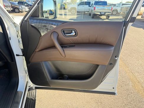 Used 2024 Nissan Armada Platinum w/ Captain's Chairs Package image 23