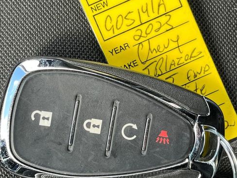 Used 2023 Chevrolet TrailBlazer LT image 23