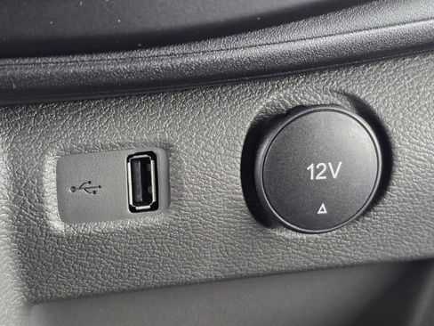 Used 2024 Ford E-Transit 148 High Roof RWD image 6