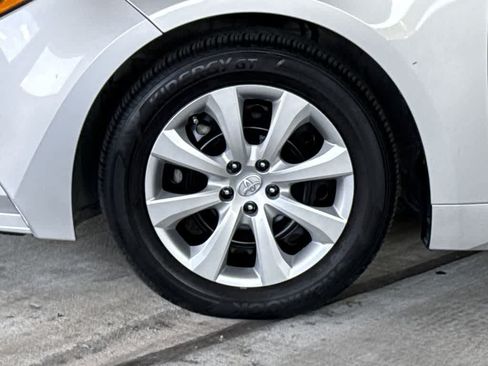 Used 2023 Toyota Corolla LE FWD image 11