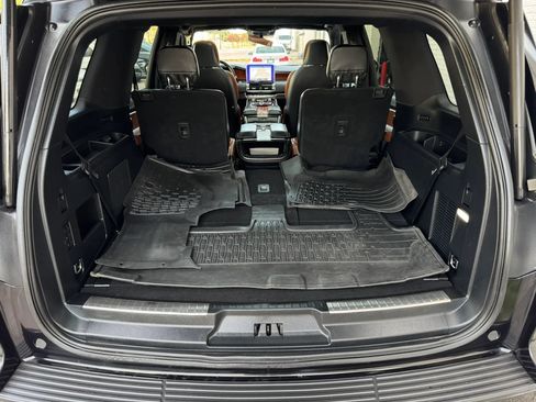 Used 2020 Lincoln Navigator Reserve w/ Luxury Package AWD/4WD image 25