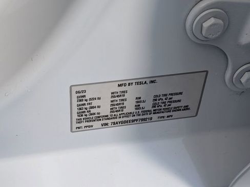 Used 2023 Tesla Model Y Long Range image 16