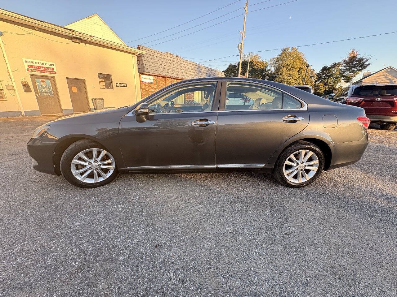 Used 2010 Lexus ES 350 FWD image 10