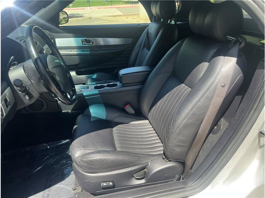 Used 2004 Ford Thunderbird RWD image 16