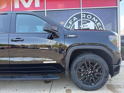 Used 2024 GMC Sierra 1500 Elevation w/ X31 Off-Road Package AWD/4WD image 3
