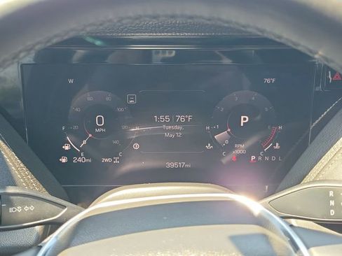 Used 2025 GMC Yukon Denali AWD/4WD image 23