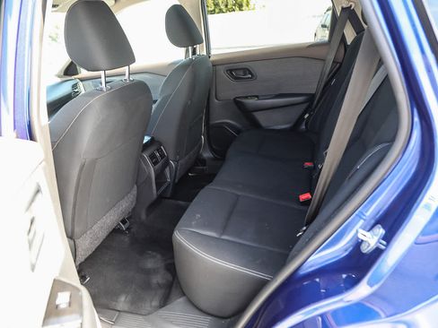 Used 2023 Nissan Rogue S FWD image 20