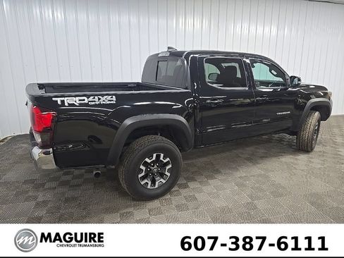 Used 2019 Toyota Tacoma TRD Off-Road AWD/4WD image 3