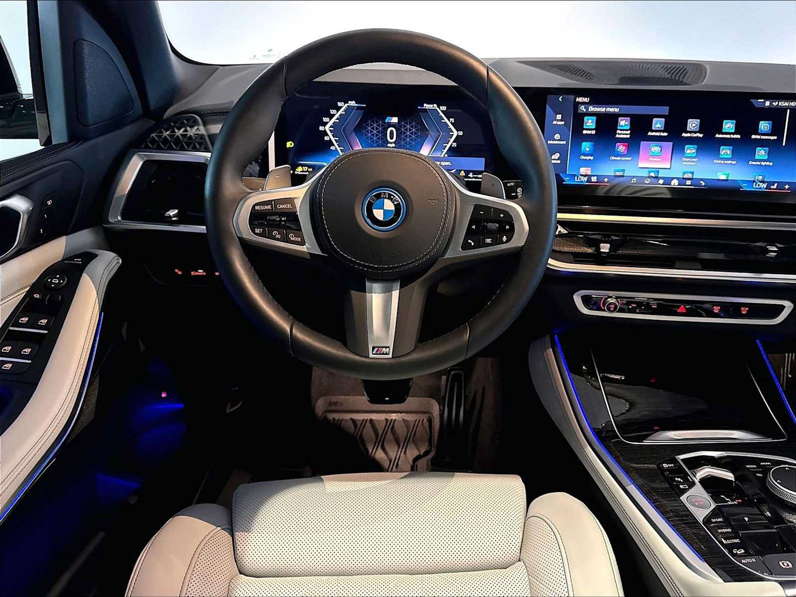 Used 2026 BMW X5 xDrive50e w/ M Sport Package AWD/4WD image 16