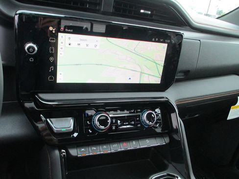 New 2026 GMC Sierra 1500 AT4 w/ AT4 Premium Package AWD/4WD image 23