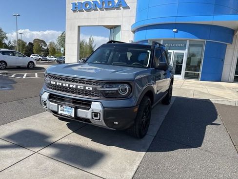 Used 2025 Ford Bronco Sport Badlands w/ Badlands Tech Package AWD/4WD image 13